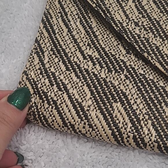 H&M Zebra Pattern Woven Straw Texture Clutch - Picture 16 of 16